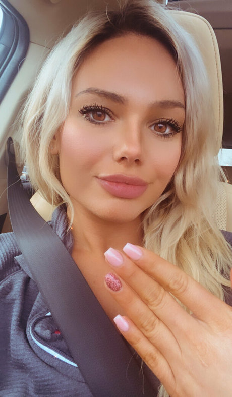 couplenexxdoor pornstar high quality img