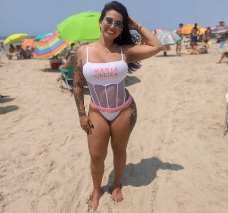 Naiara Rubim model nude pics