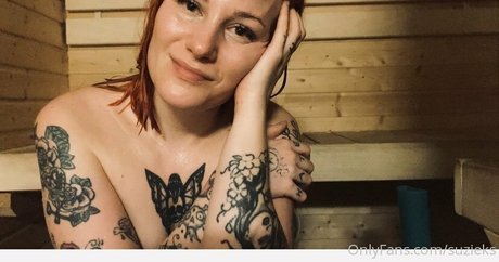 suzieks porn star img