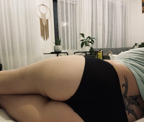 suzieks exclusive actress photos