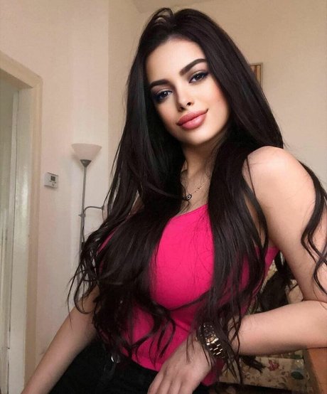 milf glasses onlyfans free sexy photo