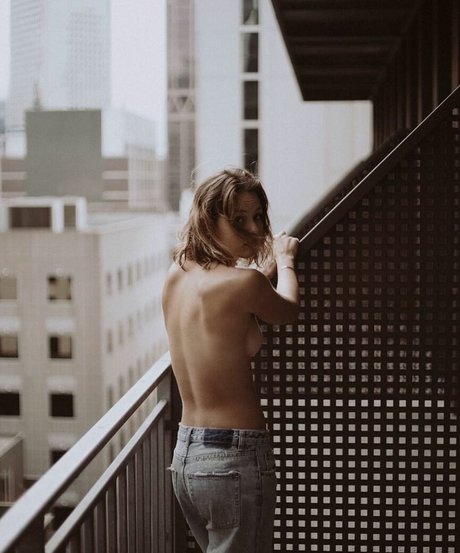 shemale fucks girl onlyfans hot porn gallery