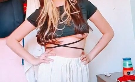 Pezinhos Da Minha Amiga nice pornstar pictures