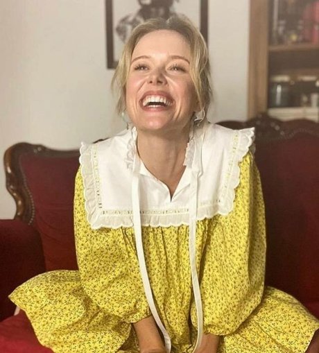 Amelia Eve nude actress photos