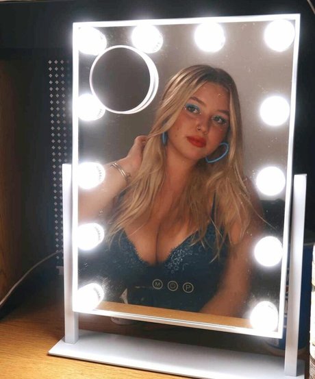 Peytn naked actress gallery