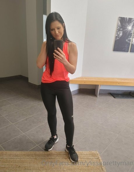 ylissaprettymanfree sex model picture