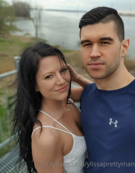 ylissaprettymanfree sex model pictures