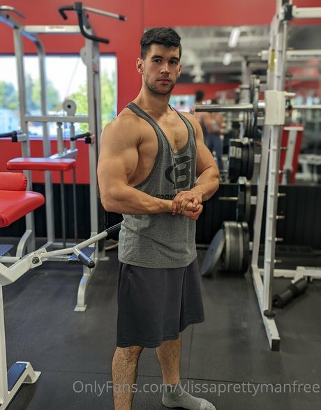 ylissaprettymanfree nude pornstar photos