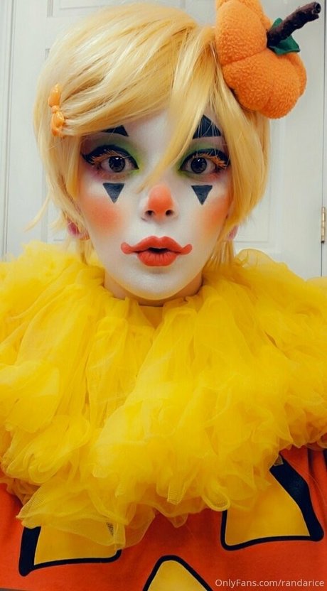 shemale masturbation onlyfans pretty img