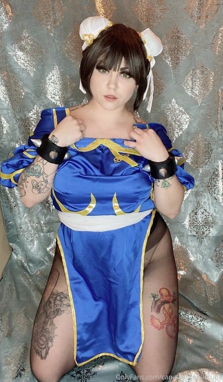 canadiancomiccutie model hot gallery