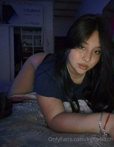 kyliiebitch erotic star img