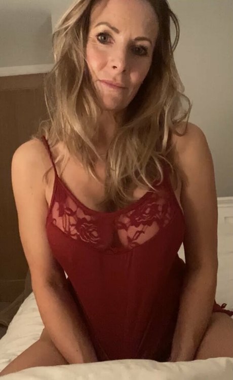 msyates72 sexy actress picture