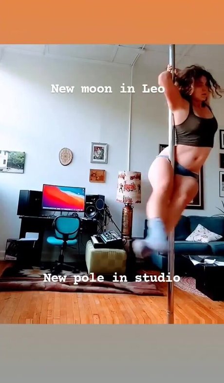 asian girlfriend onlyfans nudes photos