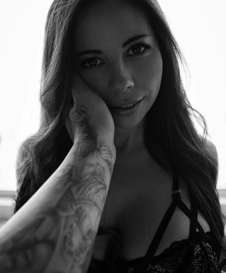 Carmen Palme model erotic galleries