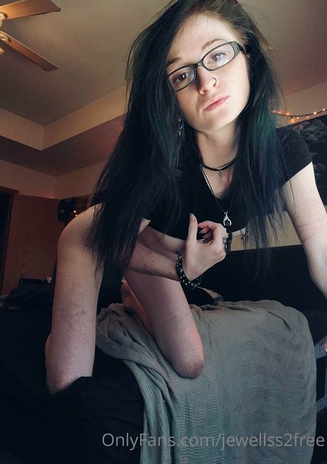 jewellss2free pornstar top picture