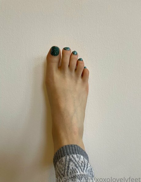 xoxolovelyfeet nudes actress photos