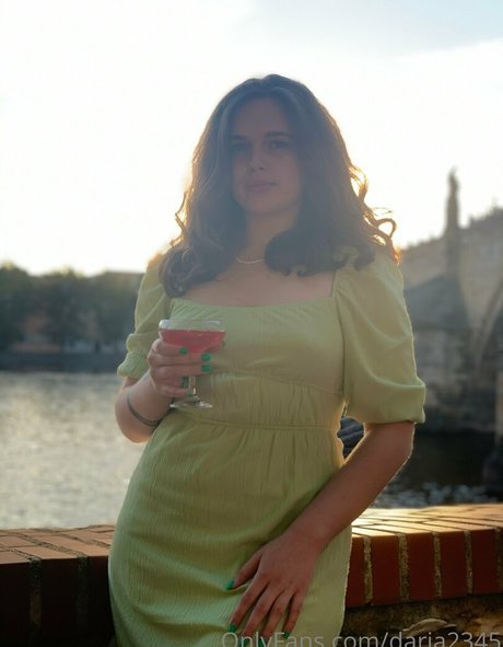 daria2345 art star archive