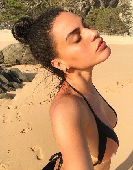 Leticia Lima pretty pornstar photo