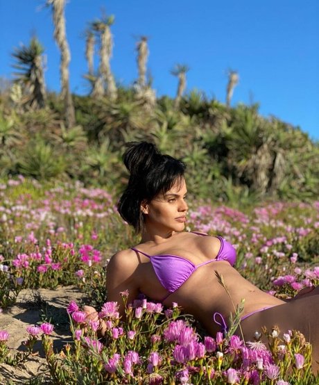 Leticia Lima erotic actress pics