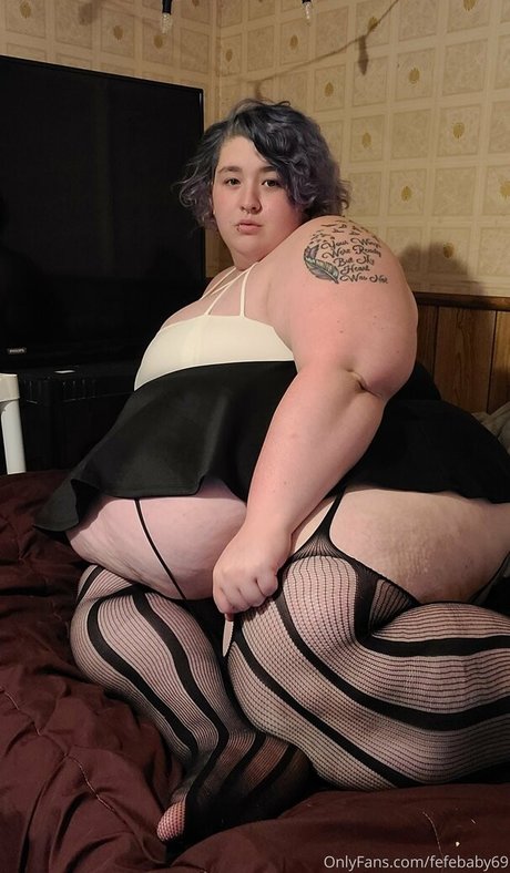 fefebaby69 erotic pornstar pictures