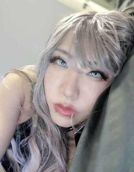 Cloudyninecos sexy actress gallery