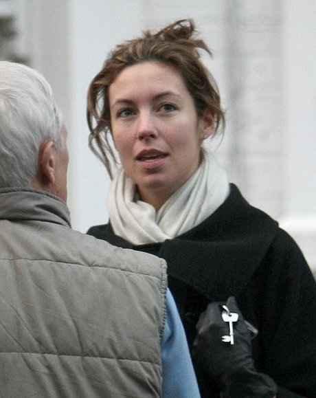 Emma Crosby beautiful model picture