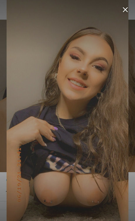 Taylor Vellion pornstar perfect img