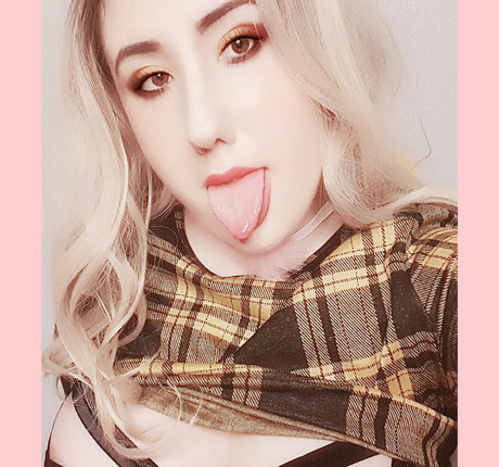 small pussy onlyfans free pic