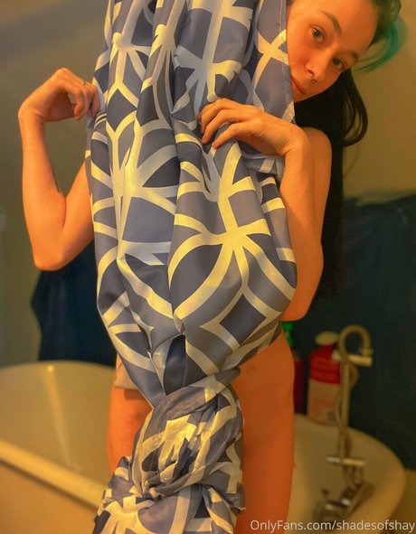 teen young onlyfans sexy nude photos