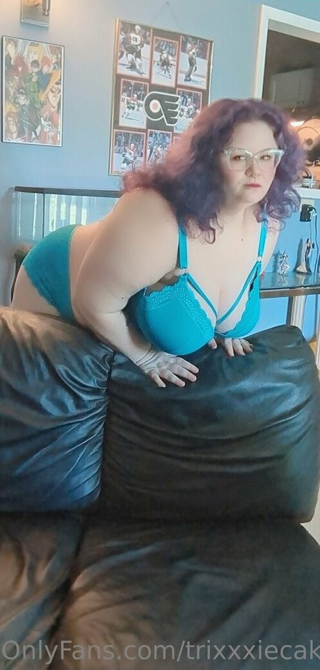 trixxxiecake pretty star pics