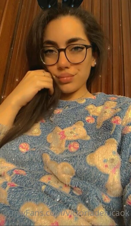 victoriadelucaok top model photos