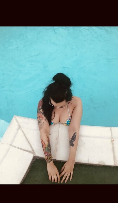 ilouisekari nude actress image