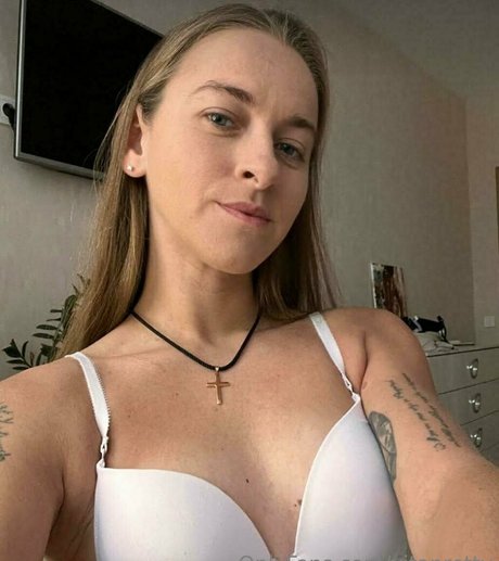 vitapretty beautiful pornstar pictures