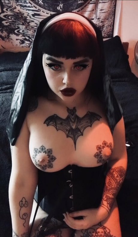 diilestrange nudes actress archive