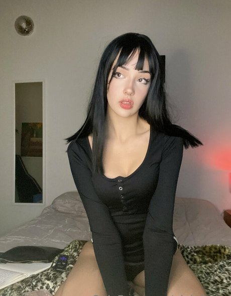 tiny asian onlyfans nude pics