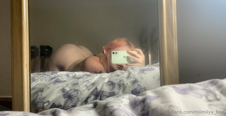 miimilyy free nude model picture