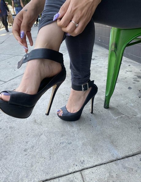 Serving Gaia pornographic star pic