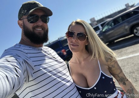 girl on girl onlyfans porn pic