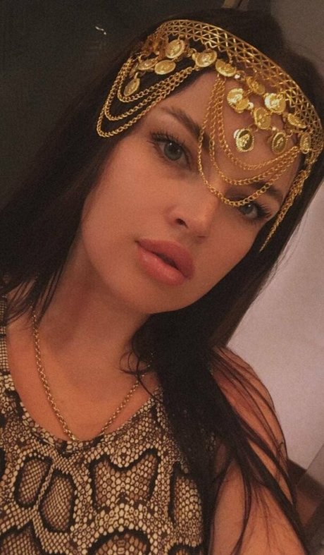 yanamulberry art star pictures