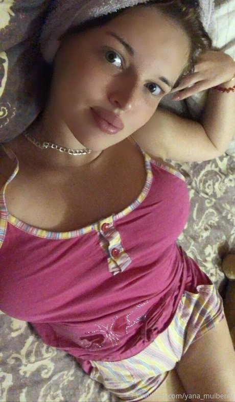yanamulberry nudes actress img
