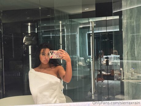 lightskin onlyfans xxx images