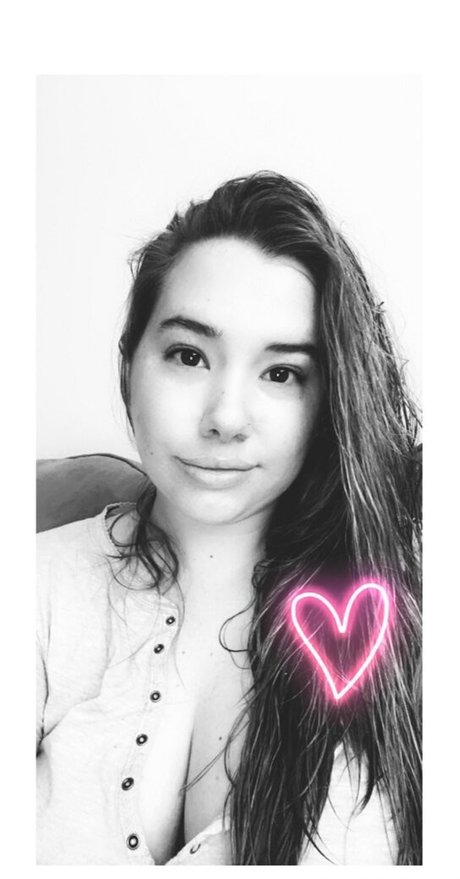 redvelvetxx pornstar nice photo