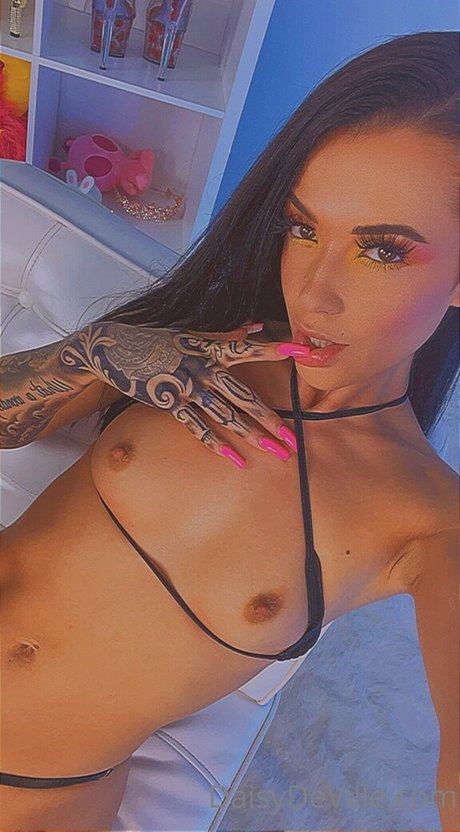 freedaisydeville star naked gallery