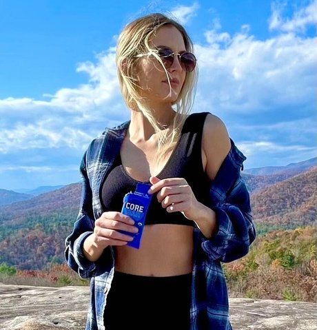 ans12 nudes actress pic