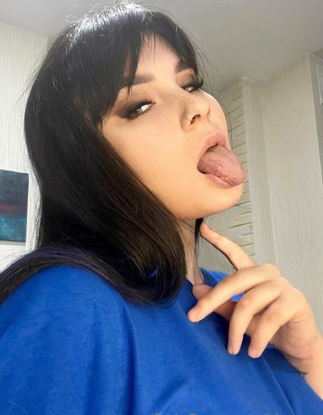 girl on girl onlyfans erotic pics