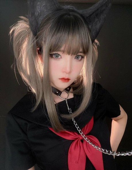 kiiaki exclusive model photo