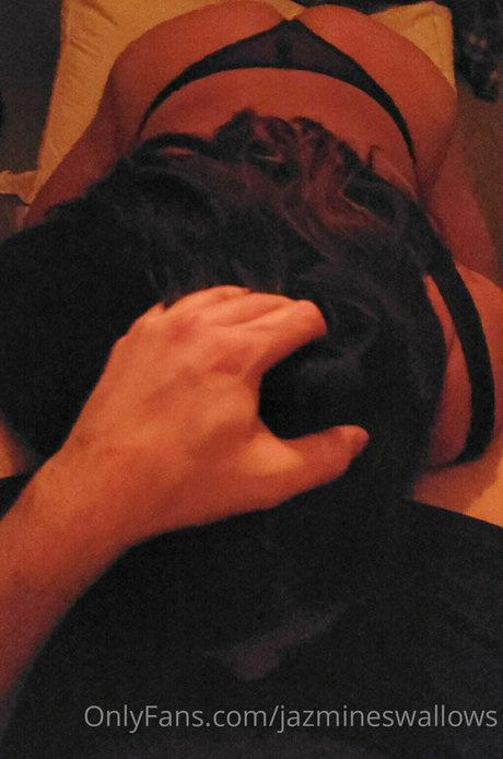 jazmineswallows naked pornstar picture