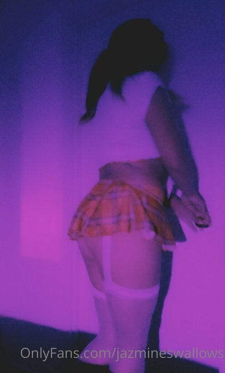 jazmineswallows naked model photo