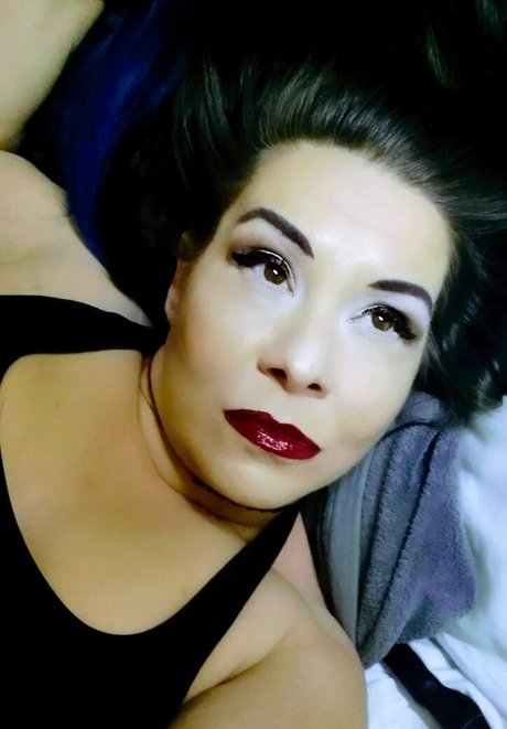 girl on girl onlyfans art nude images