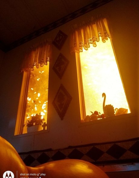 missarianna4u model top picture